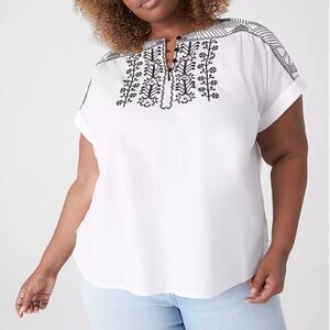 NWT Lane Bryant Short Sleeve Embroidered Popover Blouse Sz 26‎